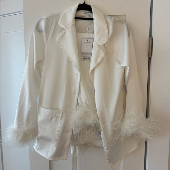 Nadine Merabi Darcie White Feather Pajamas NWT - Picture 3 of 4